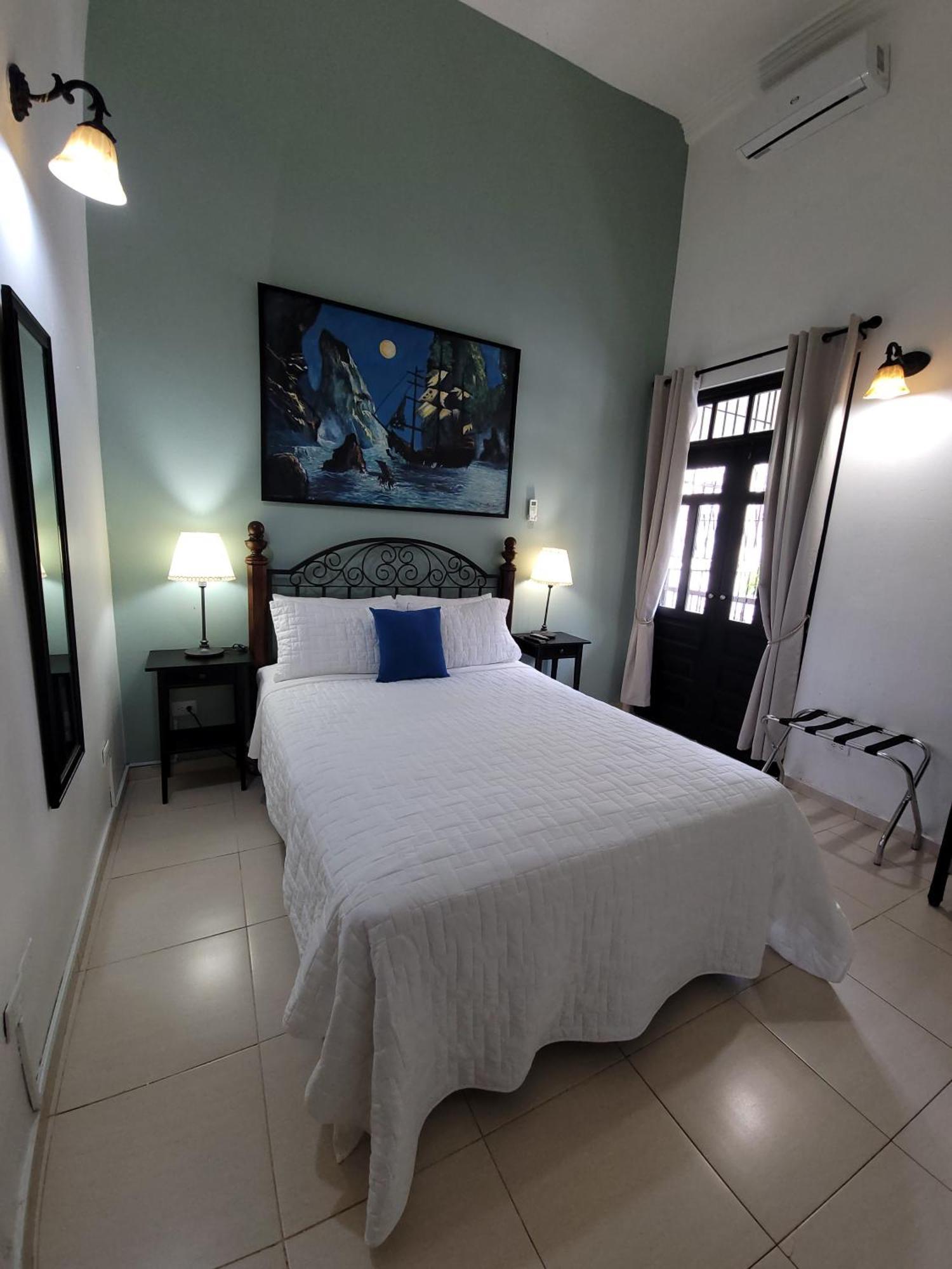 Hotel Class Colonial Santo Domingo Phòng bức ảnh