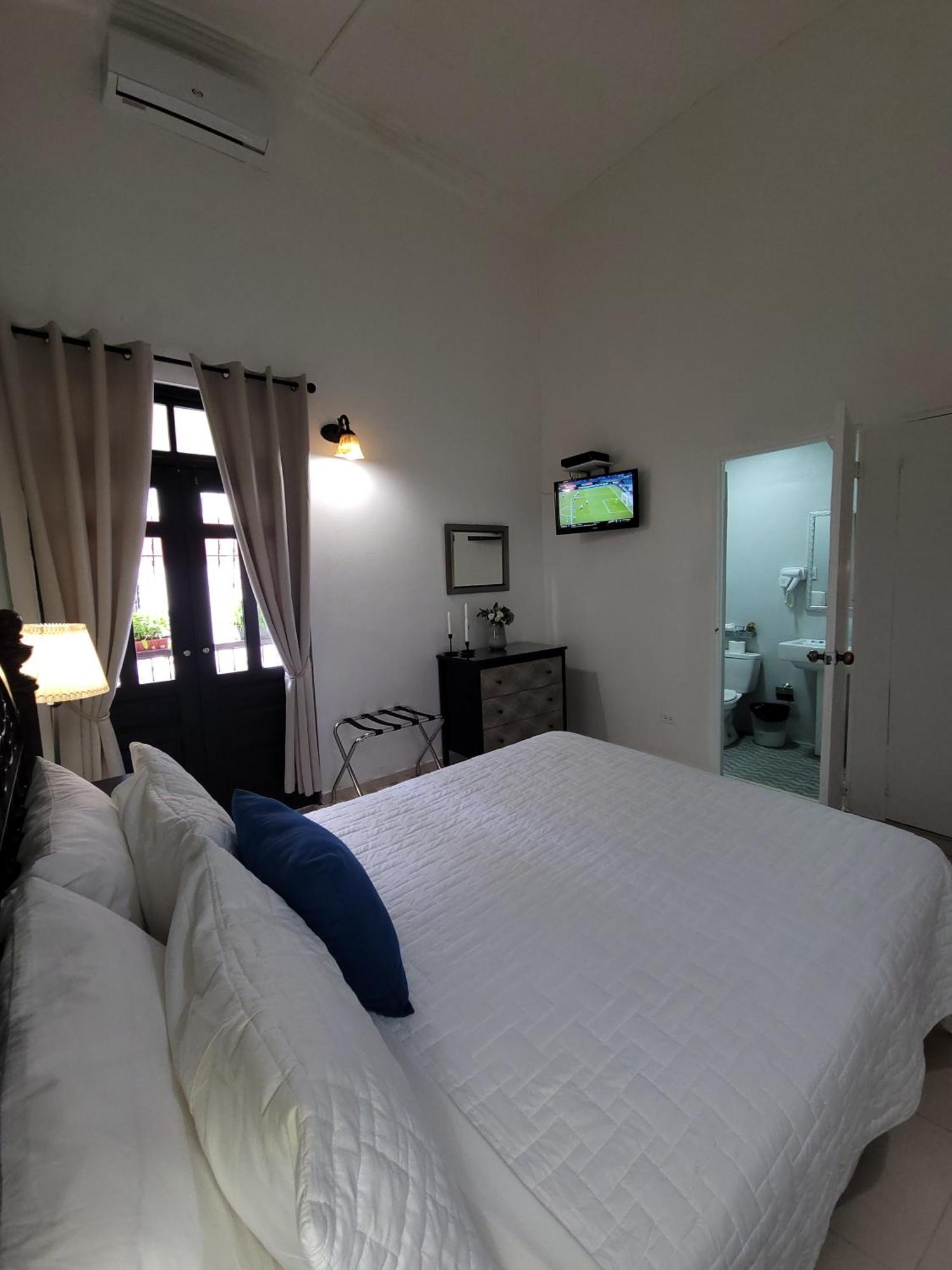 Hotel Class Colonial Santo Domingo Phòng bức ảnh
