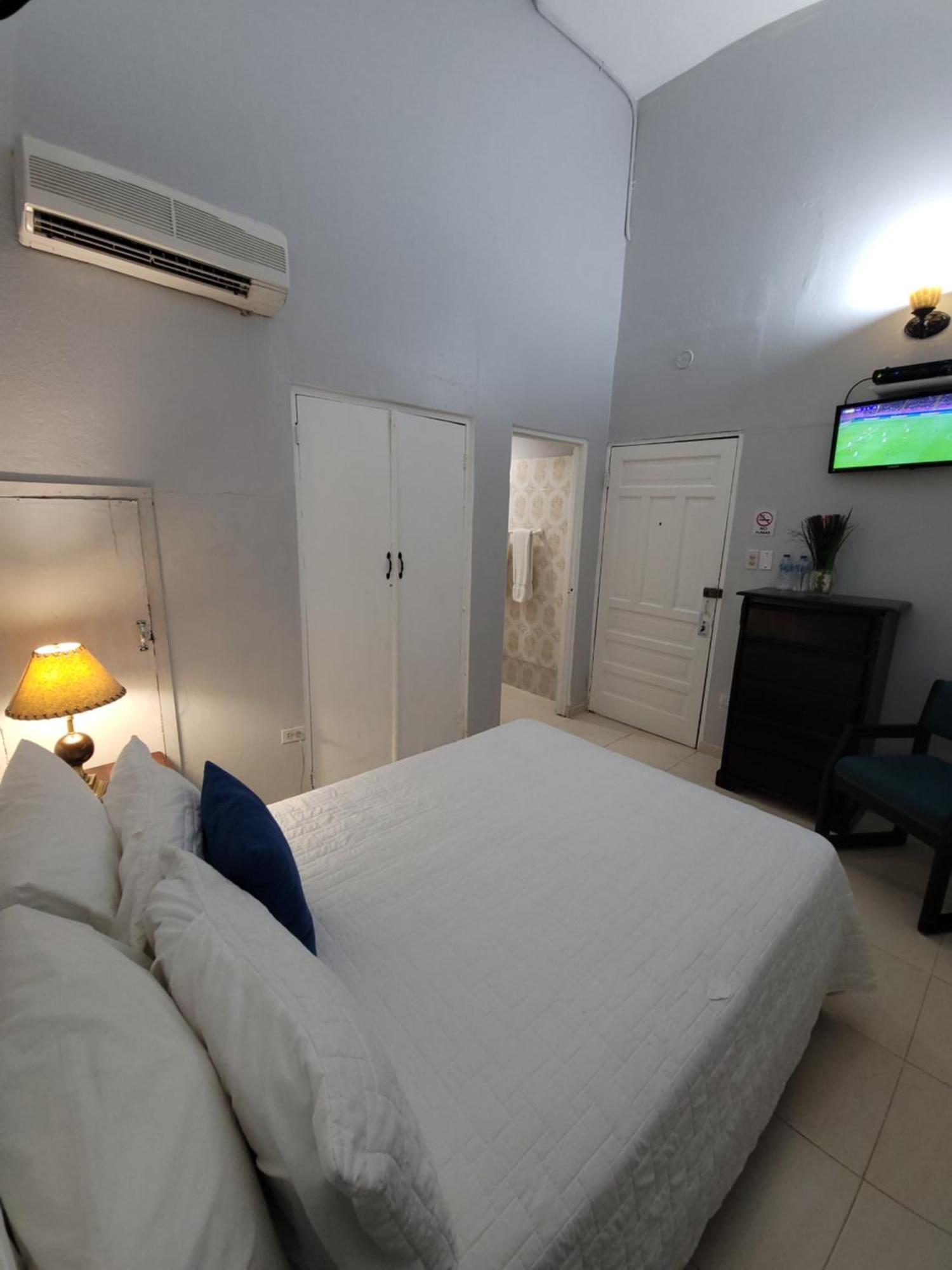 Hotel Class Colonial Santo Domingo Phòng bức ảnh